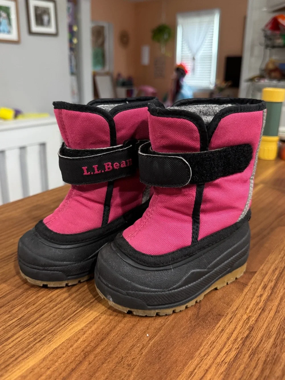 L.L. Bean Toddler Hot Pink and Black Insulated Snow Boots